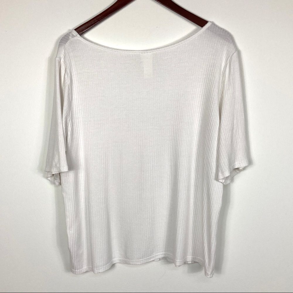 H&M Women's White Ribbed Crop Top w/ Buttons Size XXL - Picture 7 of 10